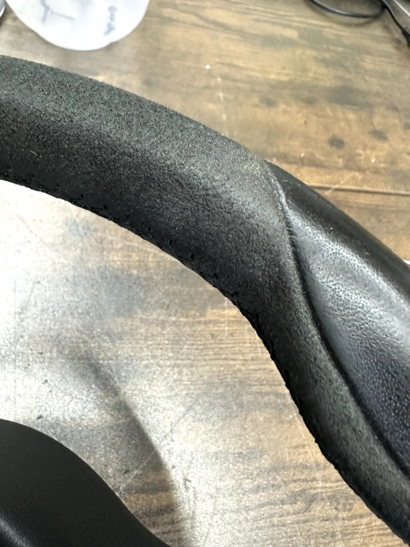 Alfa Romeo Giulia Lenkrad neu beziehen AMMARO Atelier