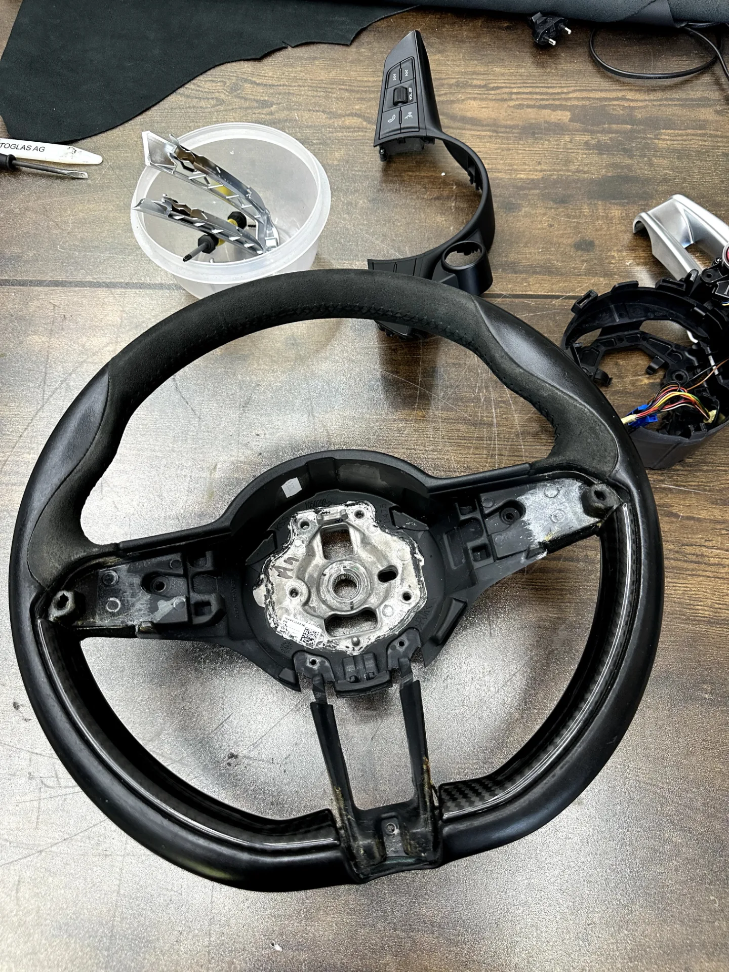 Alfa Romeo Giulia Lenkrad neu beziehen AMMARO Atelier