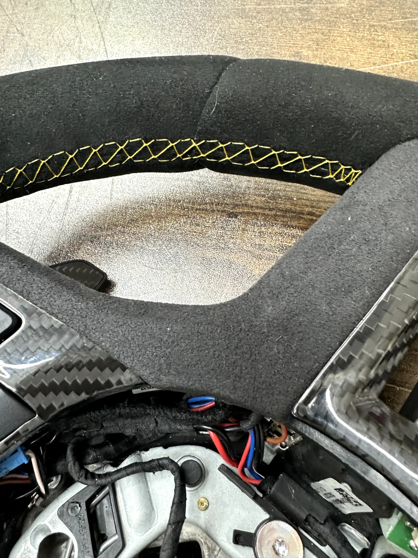 BMW M Paket Lenkrad neu beziehen AMMARO Atelier