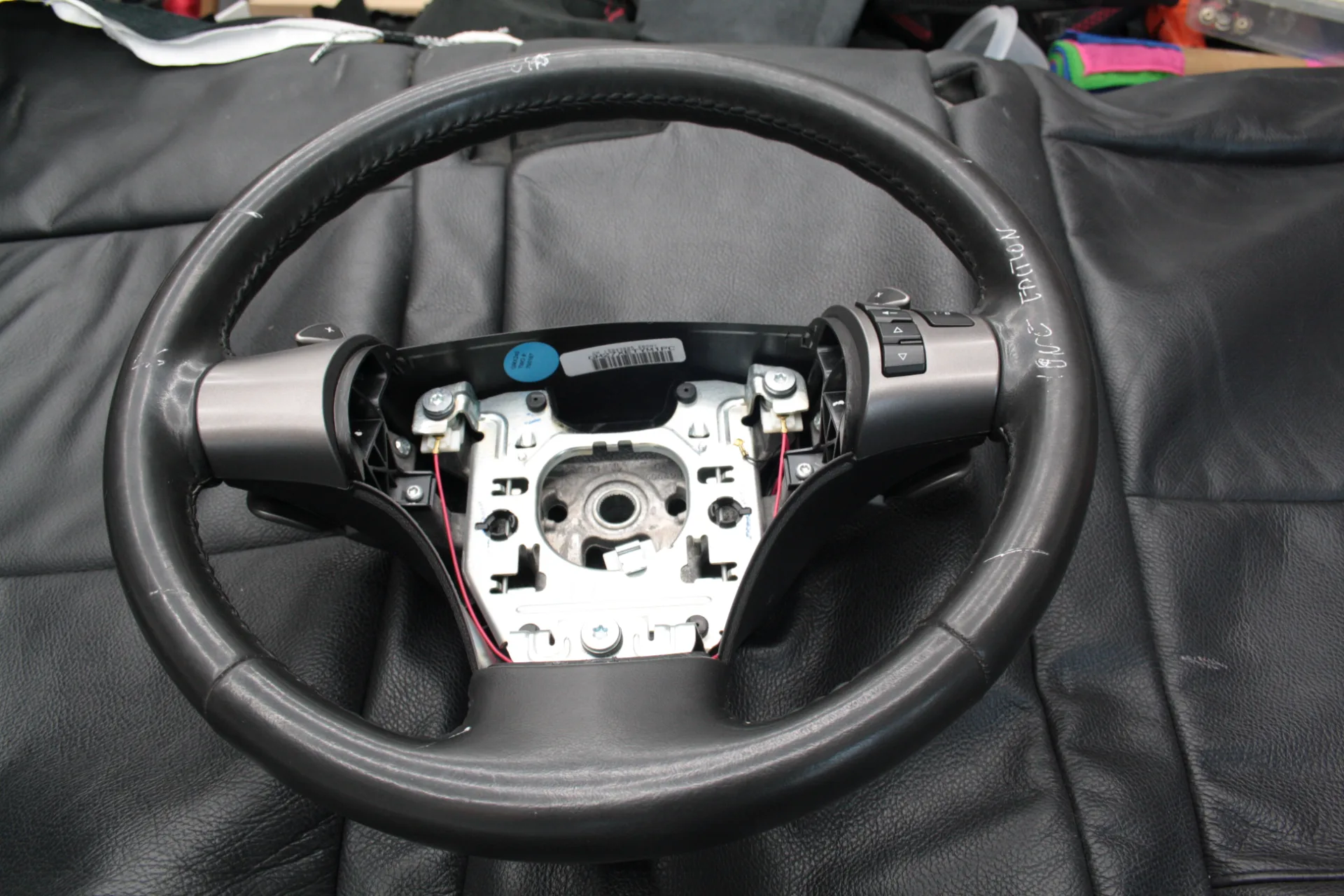 Chevrolet Corvette Lenkrad neu beziehen AMMARO Atelier