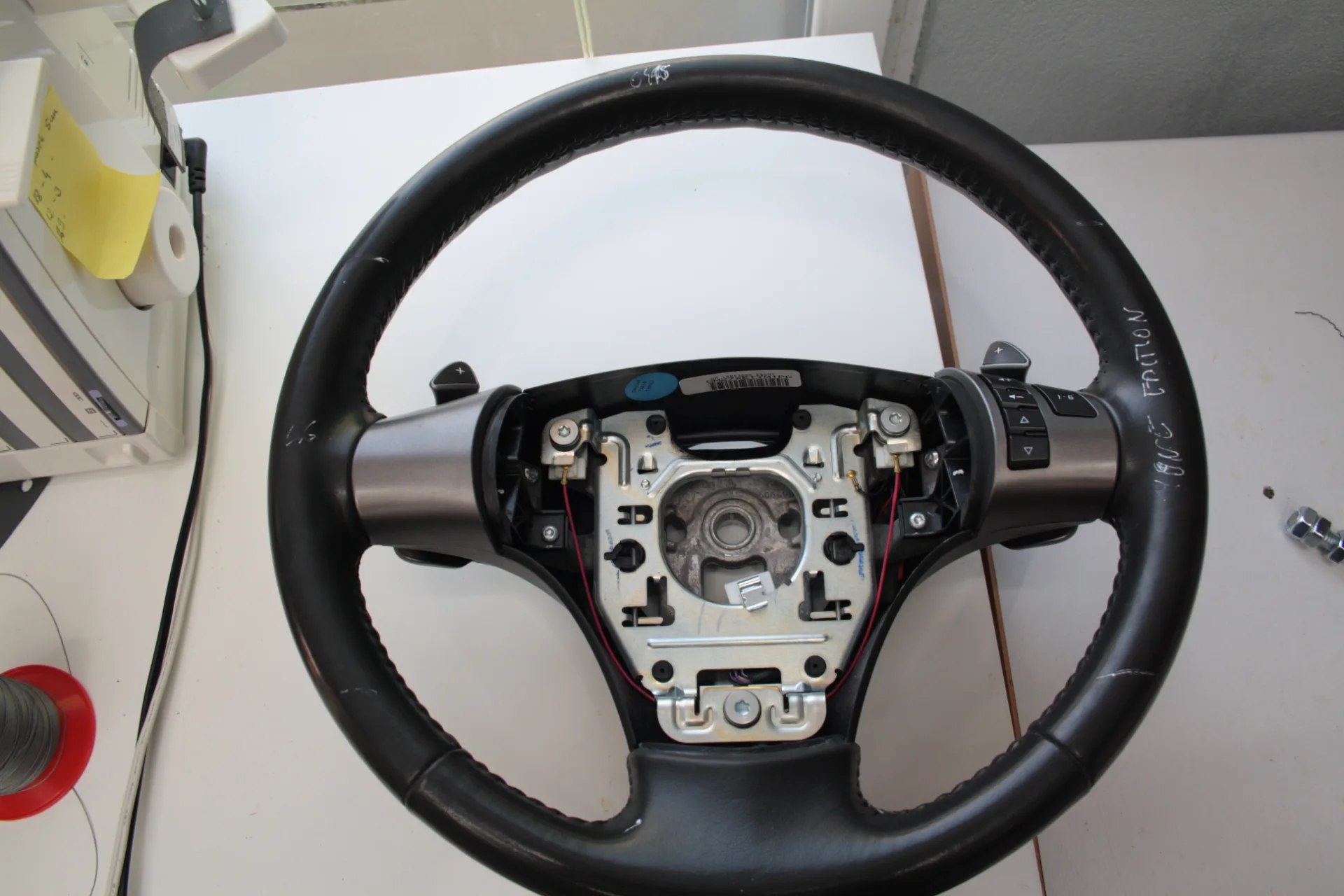 Chevrolet Corvette Lenkrad neu beziehen AMMARO Atelier